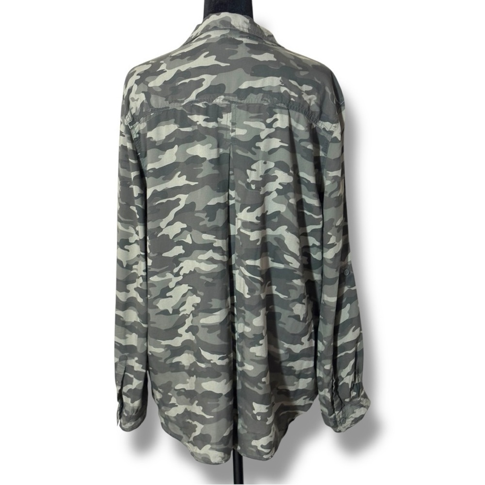 Beach Lunch Lounge Stylish Green Camouflage Long Sleeve Button Down Shirt - Picture 8 of 16